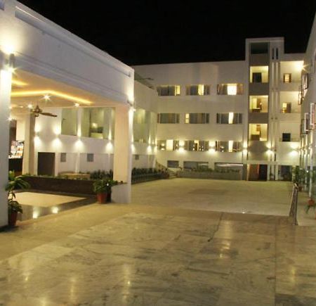 Alka Hotel Udaipur Eksteriør bilde