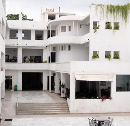 Alka Hotel Udaipur Eksteriør bilde