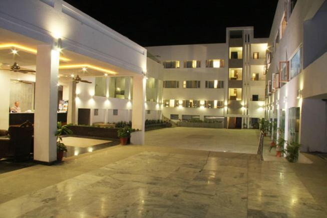 Alka Hotel Udaipur Eksteriør bilde